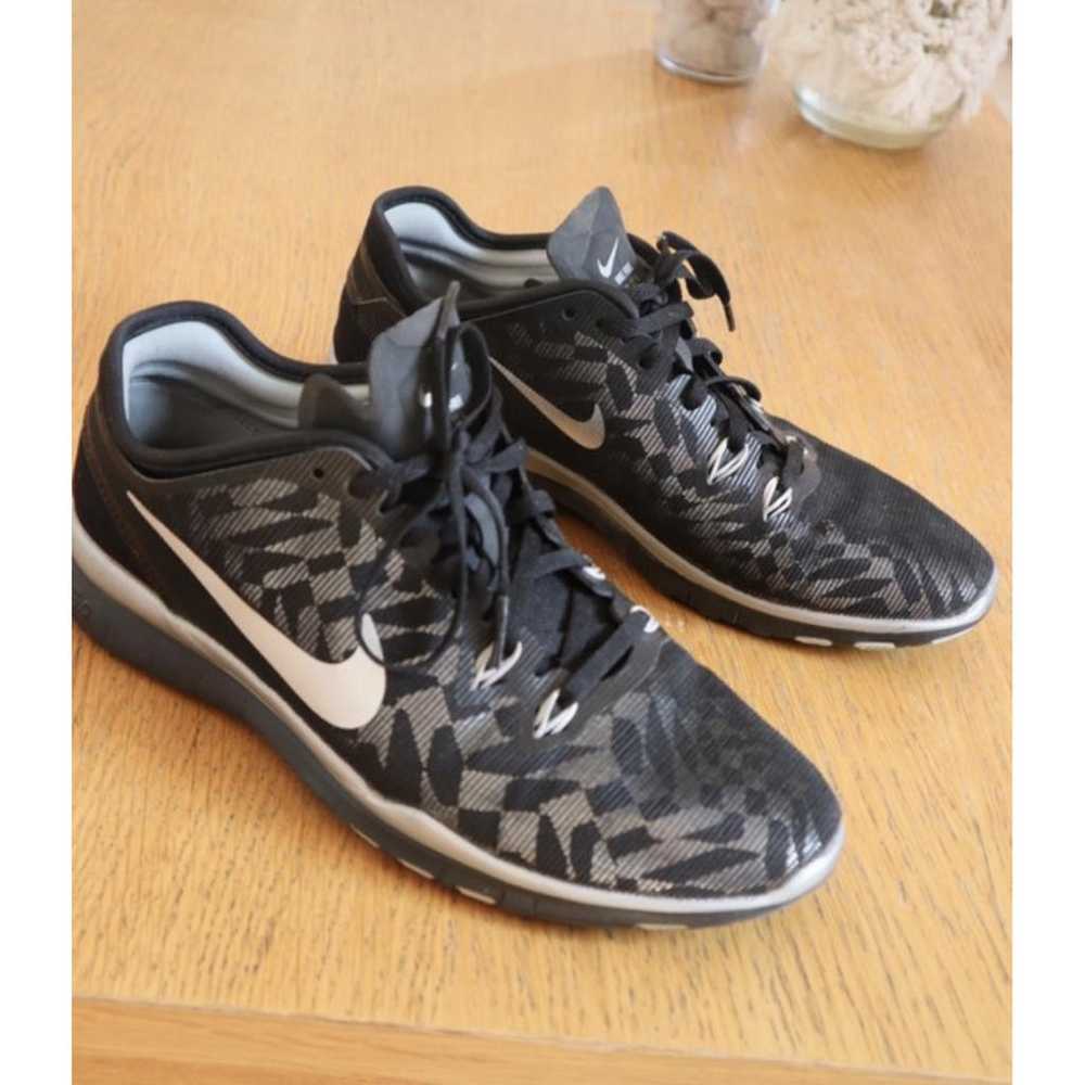 Nike Free Run cloth trainers - image 3