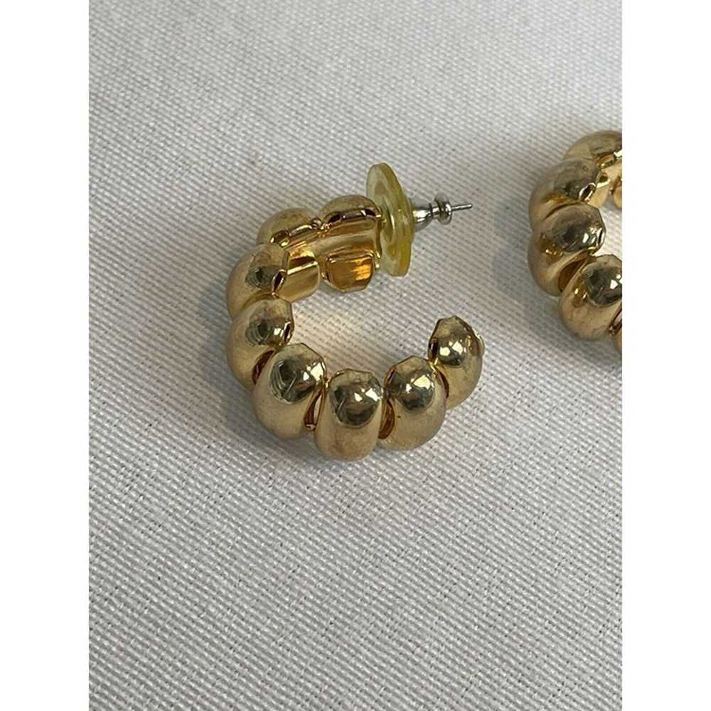 Vintage Gold Tone Half Shrimp Hoop Earrings Light… - image 4