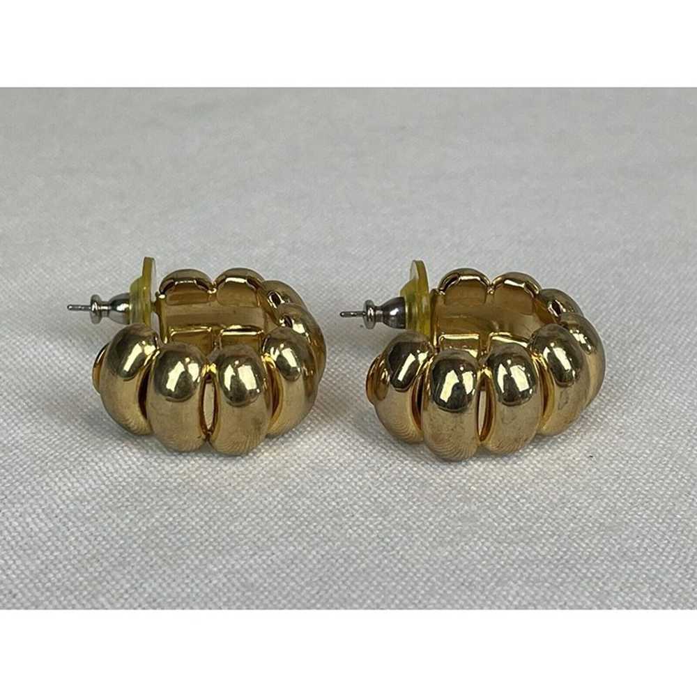 Vintage Gold Tone Half Shrimp Hoop Earrings Light… - image 6