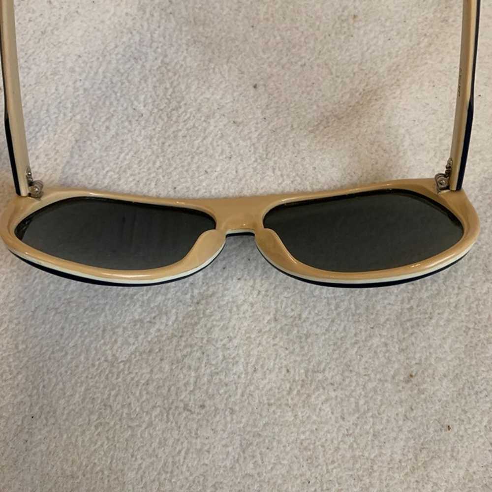 Vintage Mirrored Blue White Tan Sunglasses Made i… - image 9