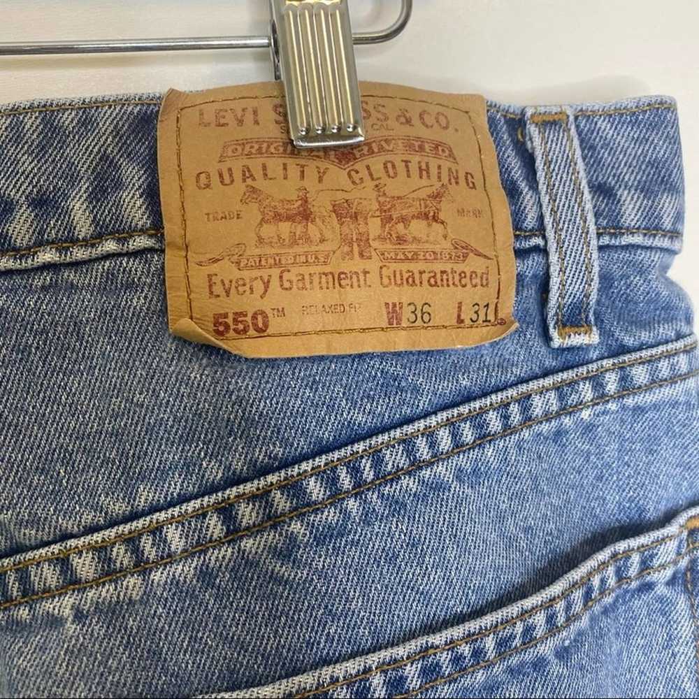 Vintage Levi’s 550 High Rise Raw Edge Ankle Jeans… - image 8