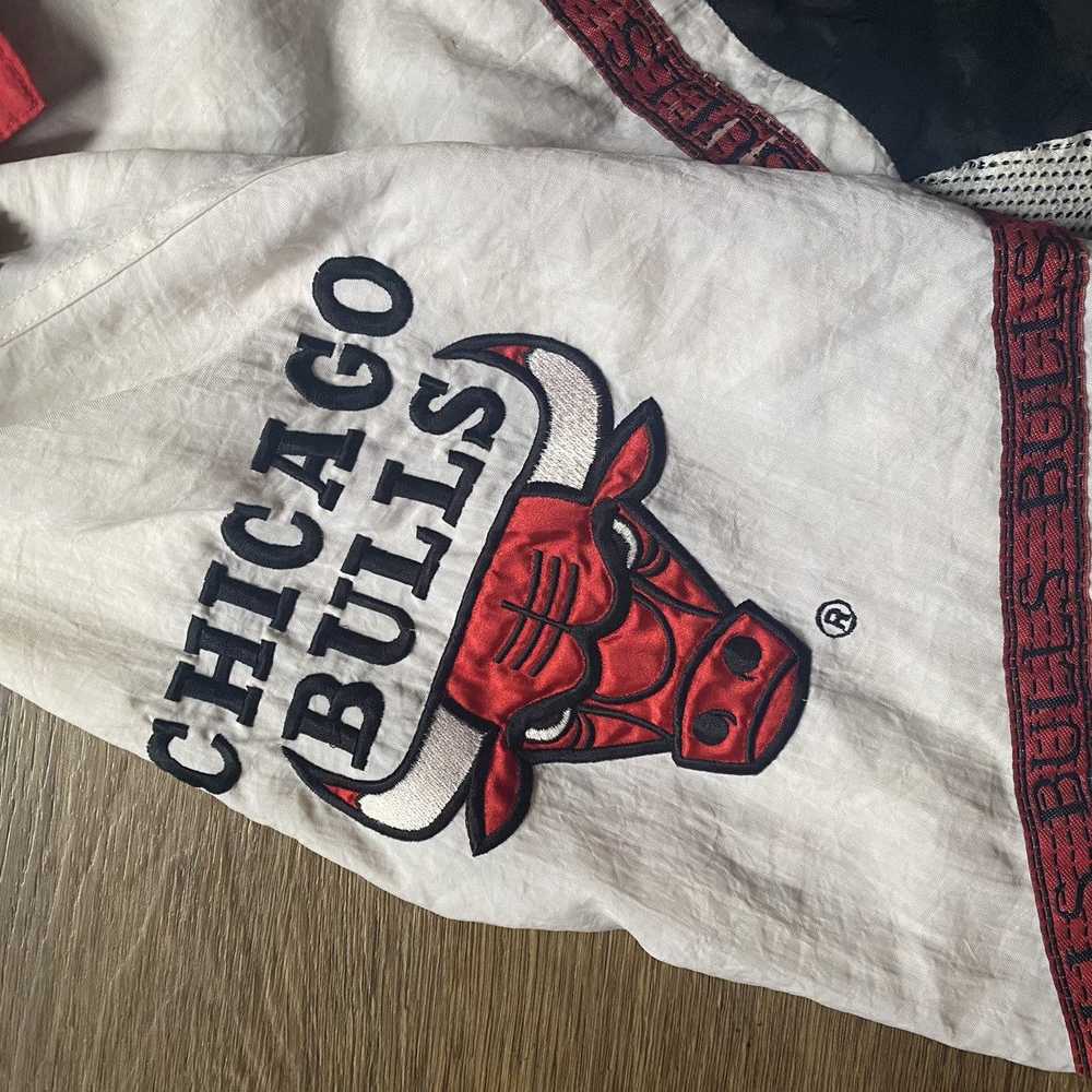 Starter × Vintage Vtg Chicago Bulls Jacket - image 4