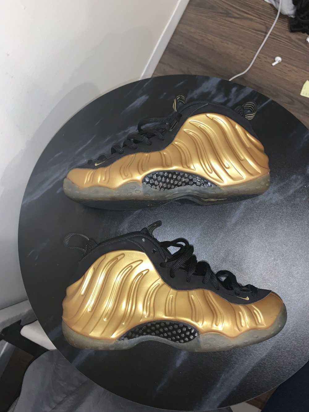 Nike Foamposite One Metallic Gold - image 1