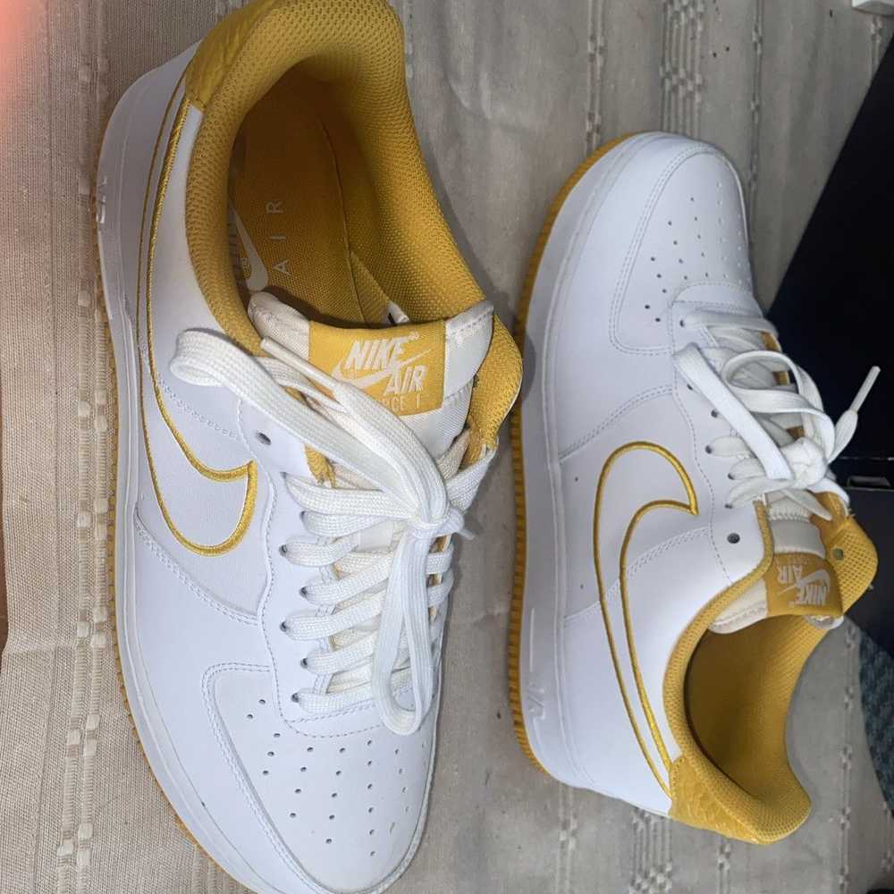 Nike Air Force 1 Low White And Yellow - image 9