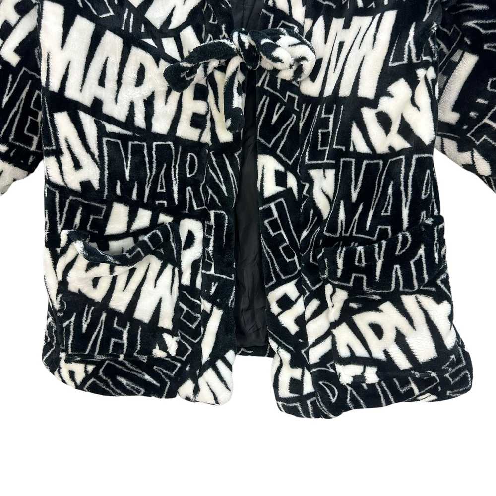 Marvel Comics × Movie MARVEL FULLPRINT FLEECE KIM… - image 3