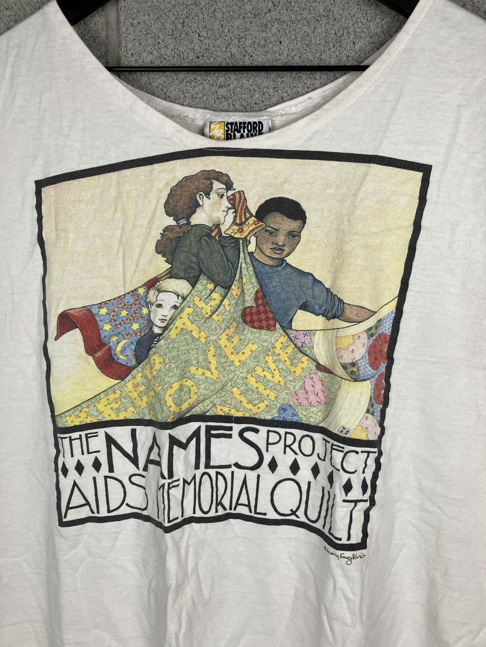 Vintage Vintage 1990s Names Project AIDS Quilt Gr… - image 2
