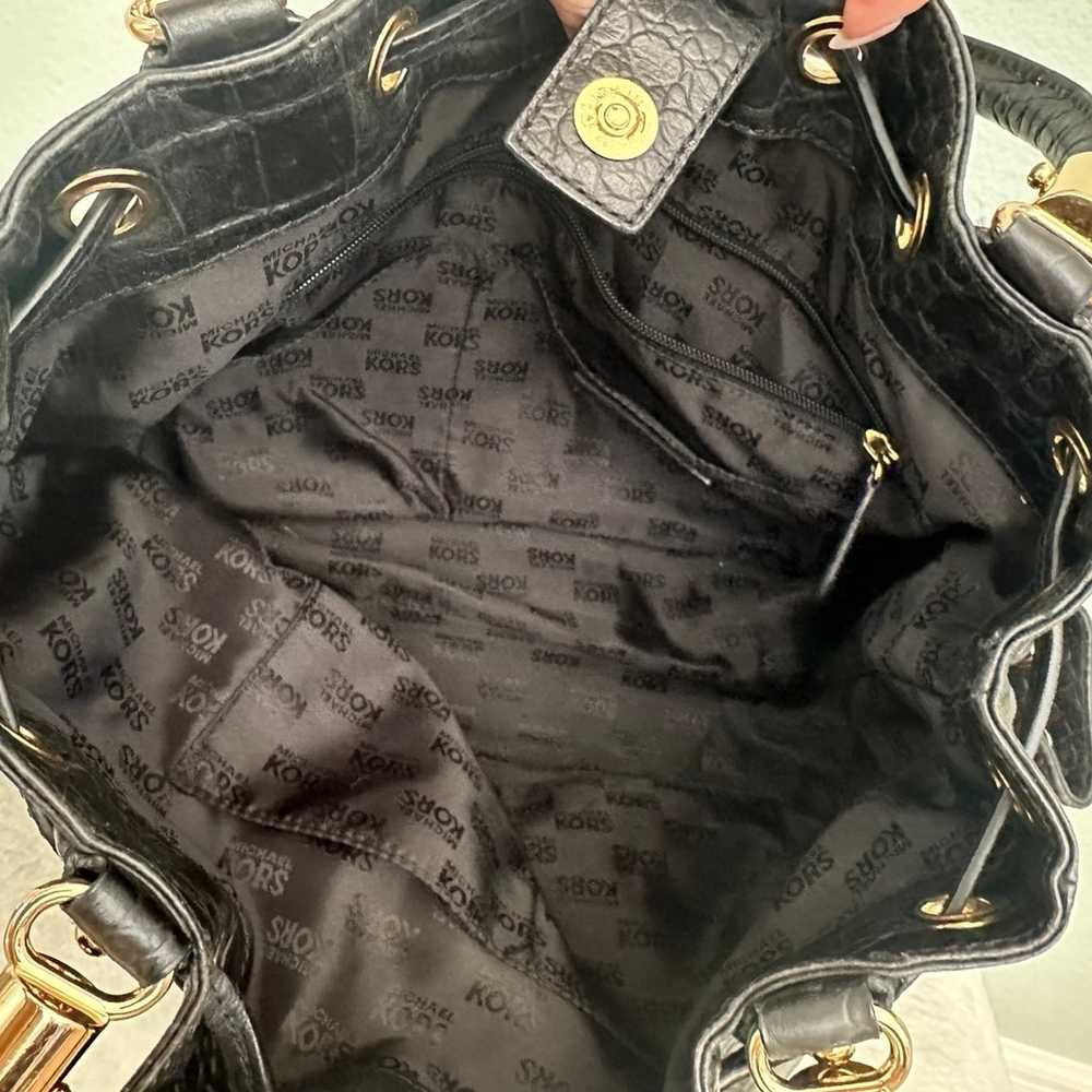black Michael Kors purse - image 8