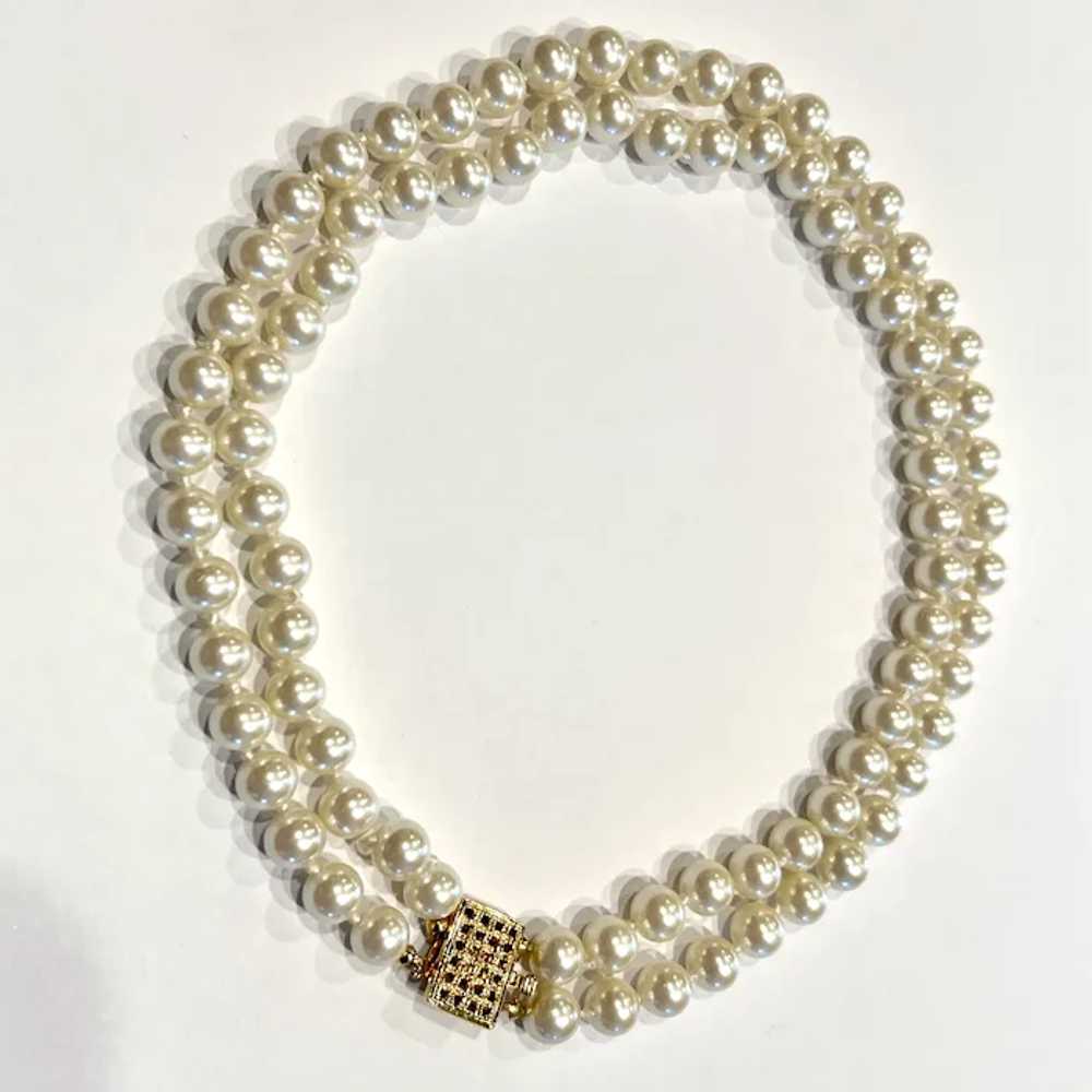 Two Strand Simulated Pearl Necklace - image 2
