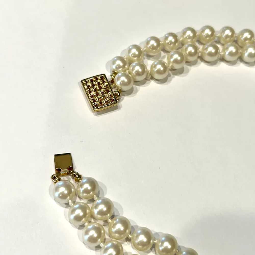 Two Strand Simulated Pearl Necklace - image 4