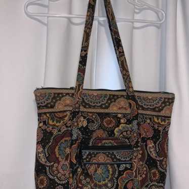 Quilted patterned handbag
