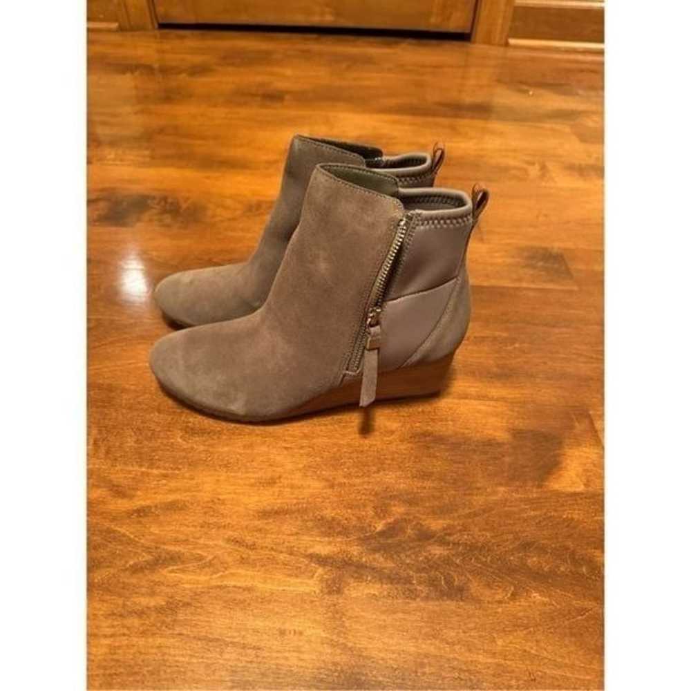 Woman’s brand new Dr. Scholls ankle boots leather - image 1