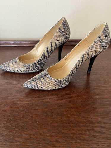 Stuart Weitzman 7, snake pattern leather pumps - image 1