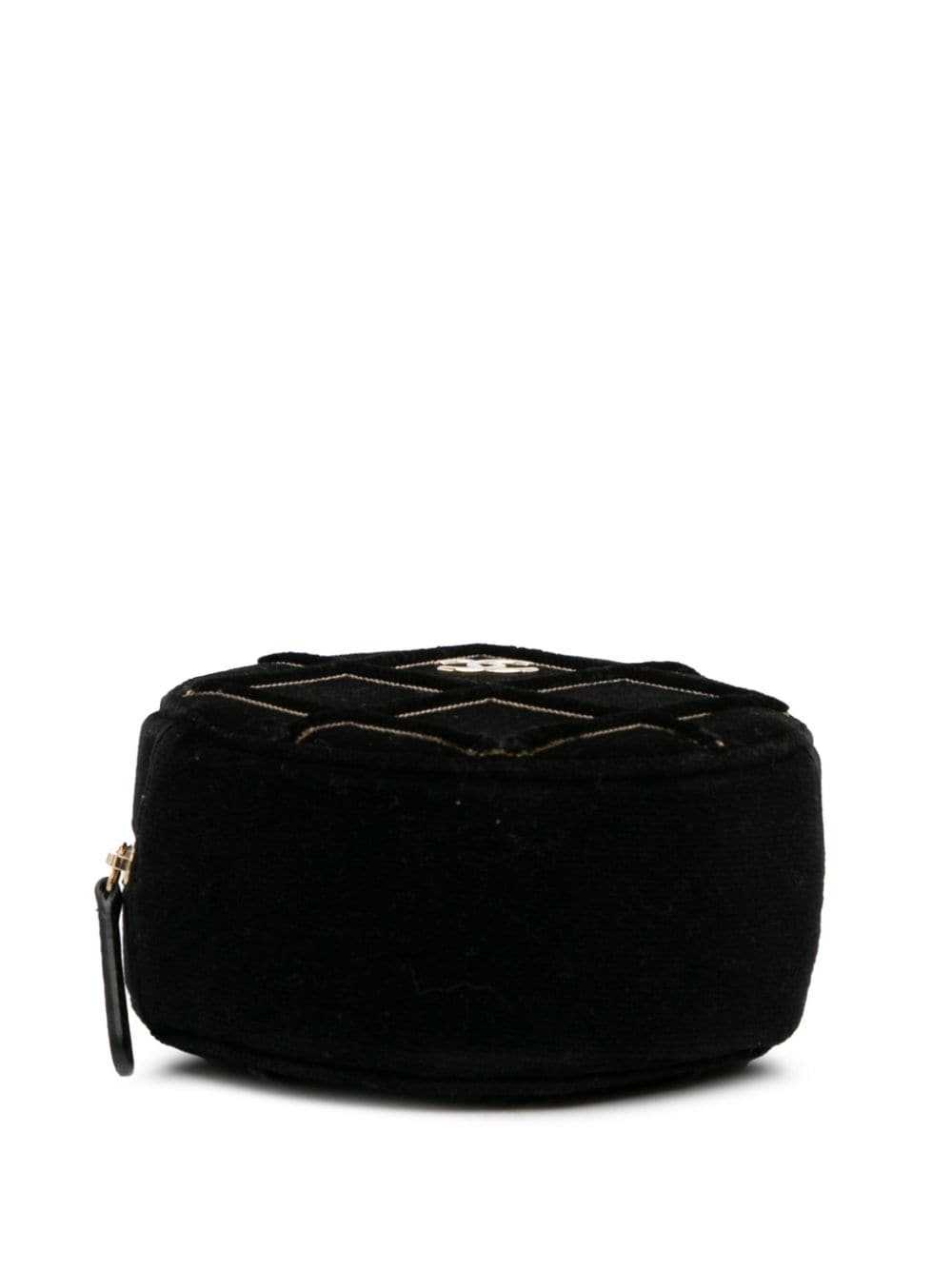 CHANEL Pre-Owned 2019 Velvet Pearl Sequin Round c… - image 4