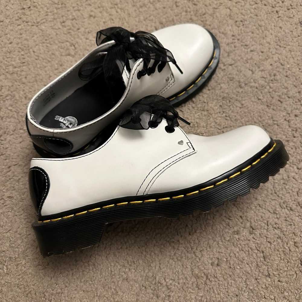 Dr. Martens 1461 HEARTS SMOOTH & PATENT LEATHER O… - image 10