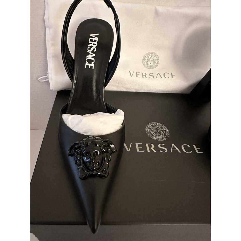 Versace Medusa Aevitas leather heels - image 7