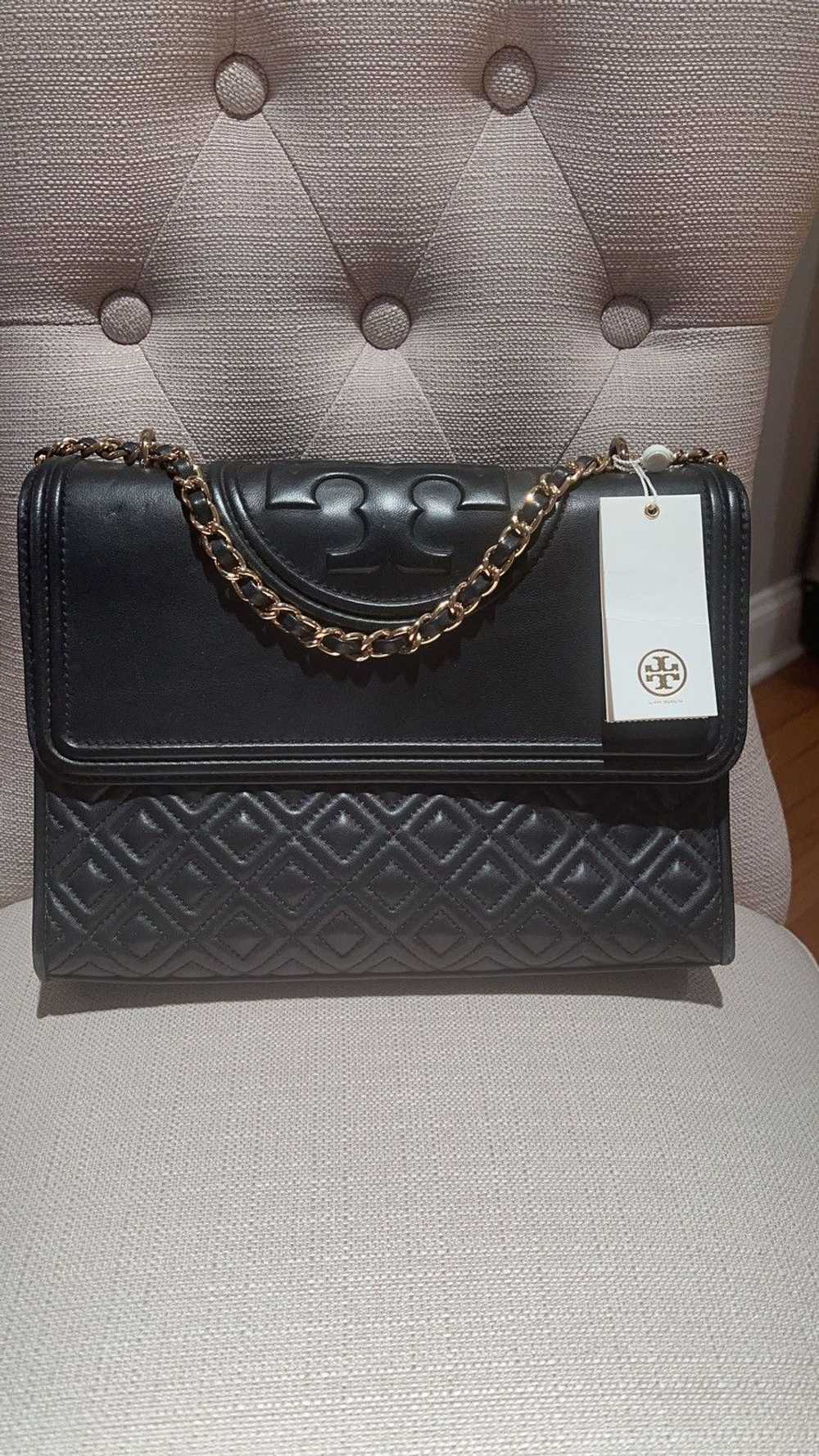 Tory Burch Tory Burch Black Quilted Bag - image 2