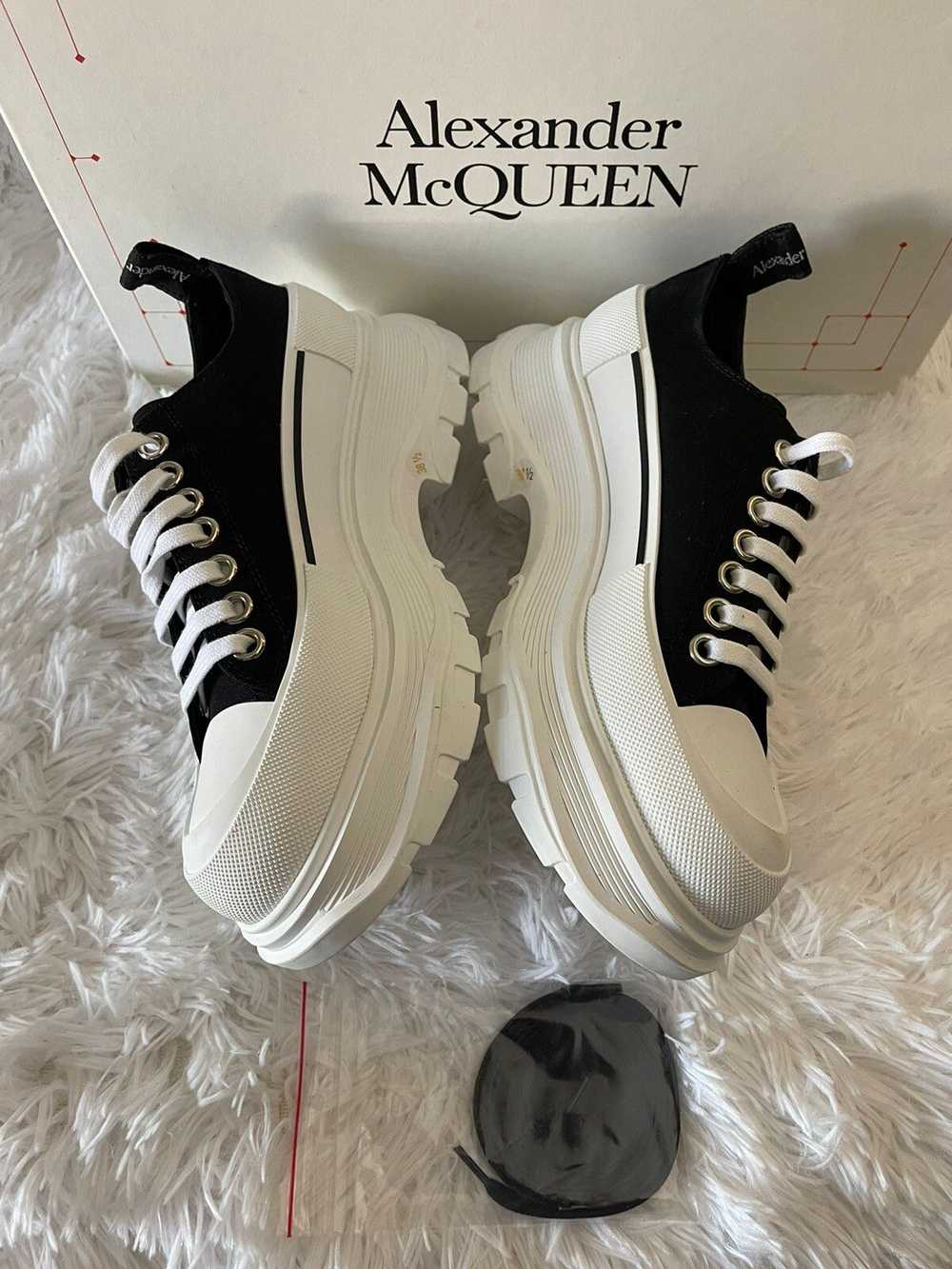 Alexander McQueen ALEXANDER MCQUEEN Tread Slick L… - image 2