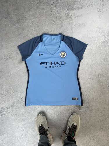 Nike × Soccer Jersey × Vintage Woman Manchester Ci