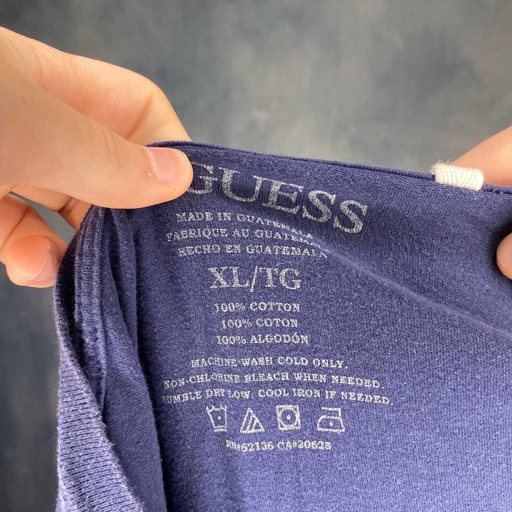 Guess × Streetwear × Vintage Guess Jeans Tee Navy… - image 2
