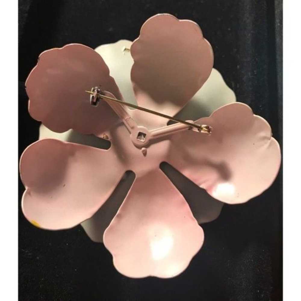 Vintage, Handcrafted Enamel Flower Pin - image 4