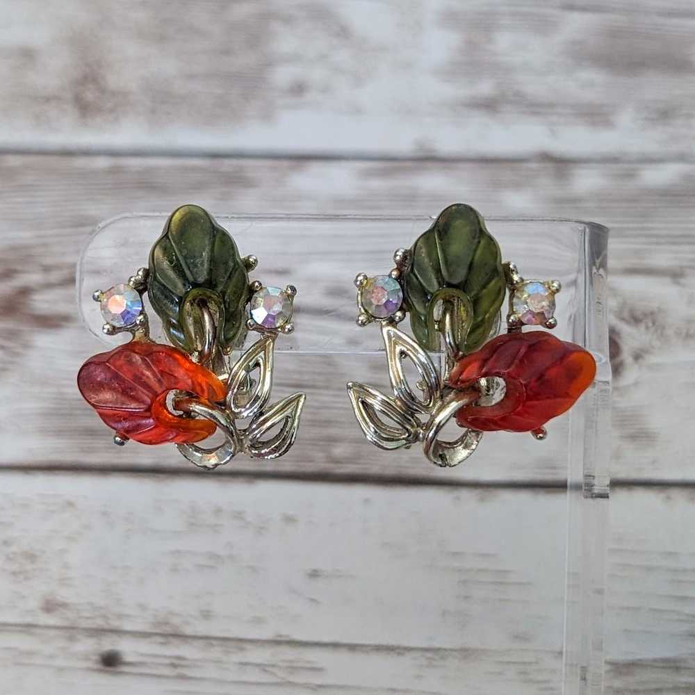 Vintage Clip On Earrings Leaf Like Orange & Green… - image 1