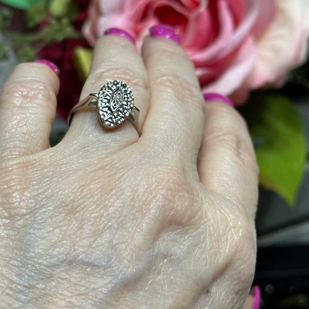 10 K white Gold size 6 vintage diamond ring - image 6