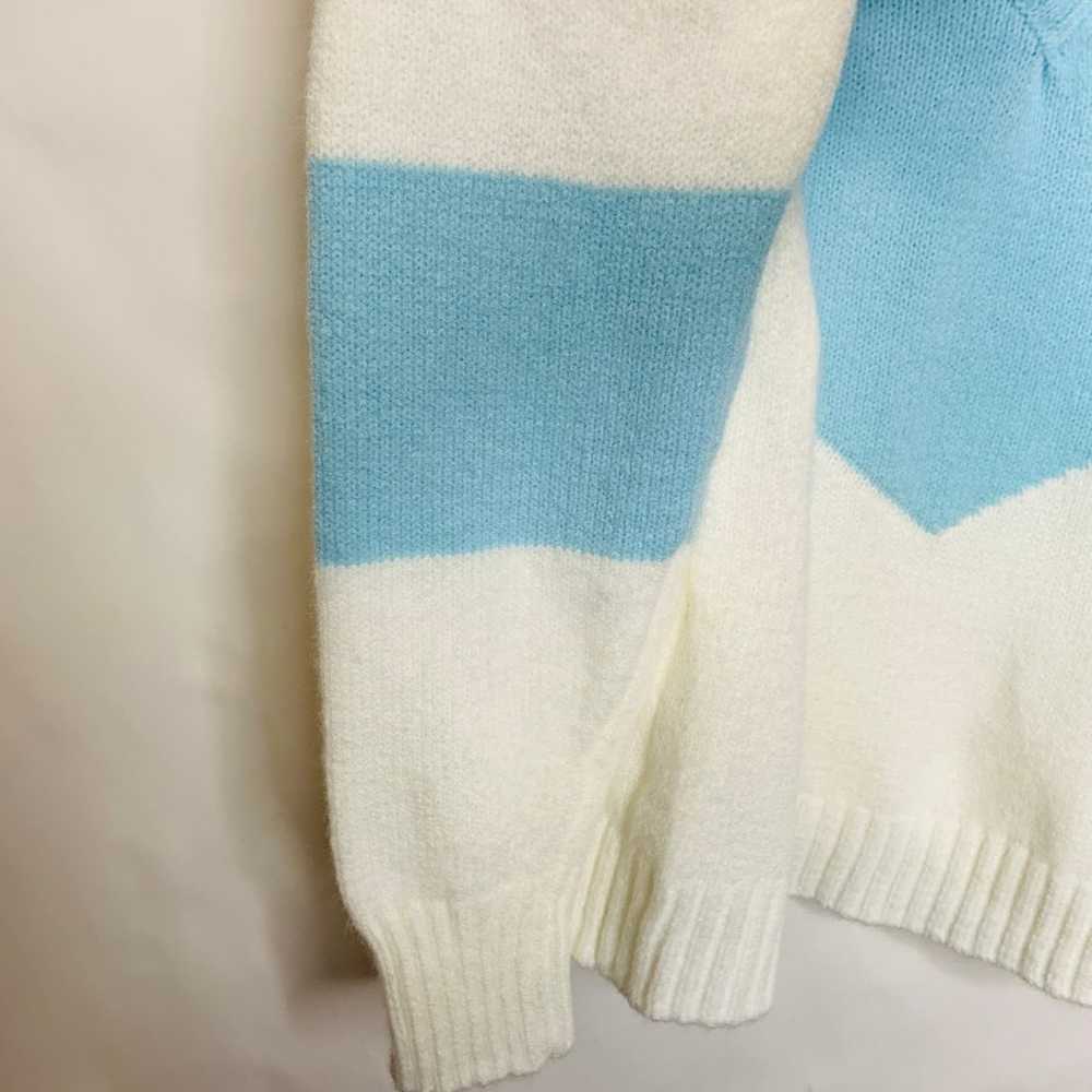 Vintage Baby Blue White V Neck Sweater?80s ? Medi… - image 4