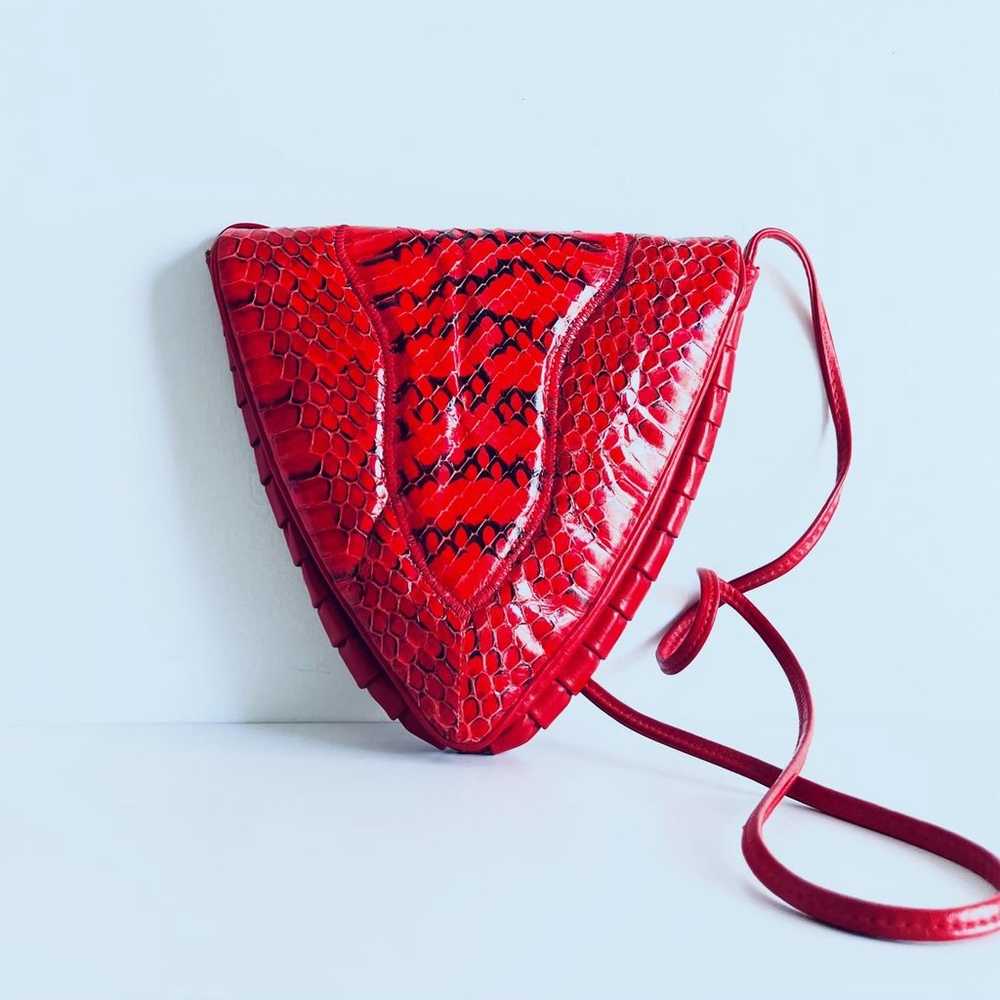 80s Red Snakeskin Leather Triangle Crossbody Purs… - image 2