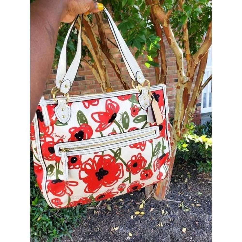 Limited Edition COACH Poppy Floral Print Hallie T… - image 4