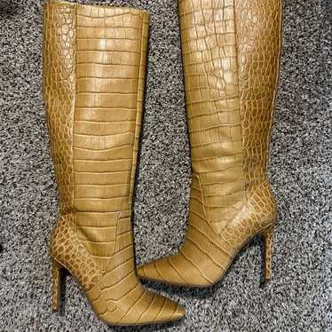 Vince Camuto Croc Embossed Leather Boots Size 6 - image 1