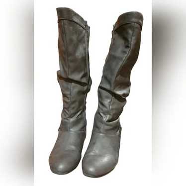 Knee High Plus Size Thigh Boots - Size 8.5W - image 1