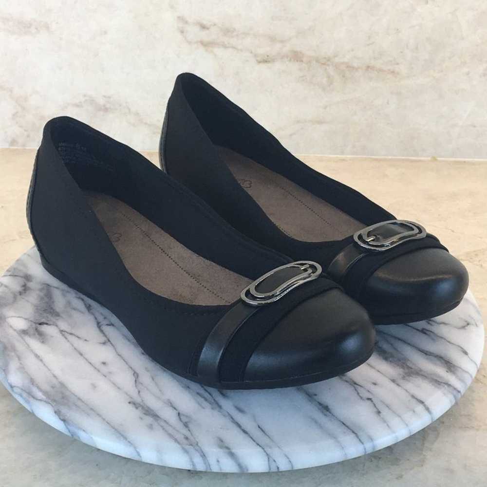 Baretraps Black Slip-on Loafer Women's Size 8M - image 10