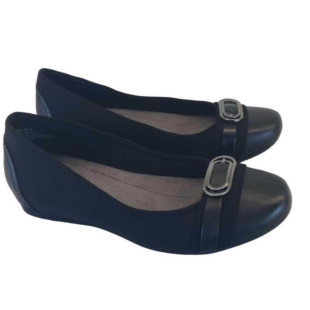 Baretraps Black Slip-on Loafer Women's Size 8M - image 4