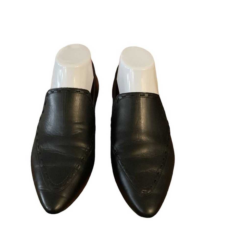 Women's black, leather Aquatalia shoes, size 8 - image 1