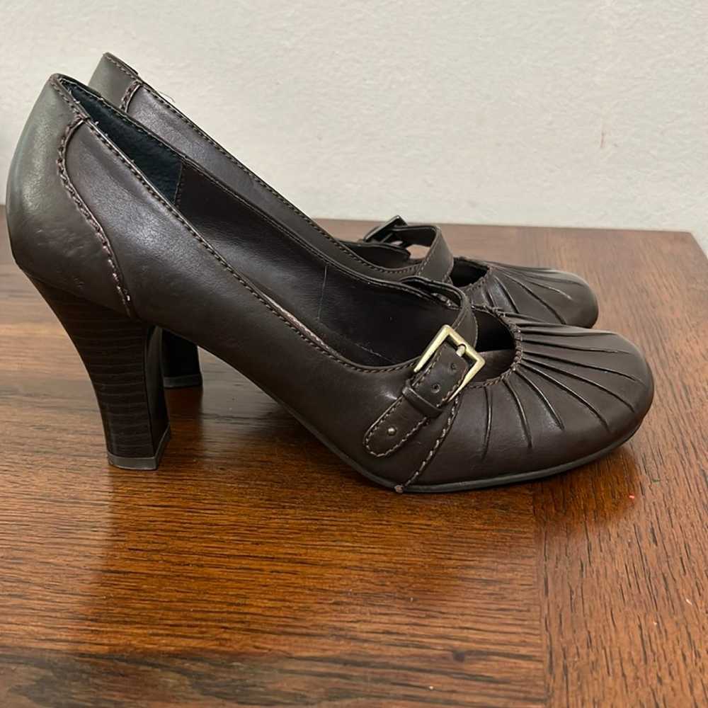 Vintage 90's Y2K Mary Jane Heels Size 7.5 - image 1
