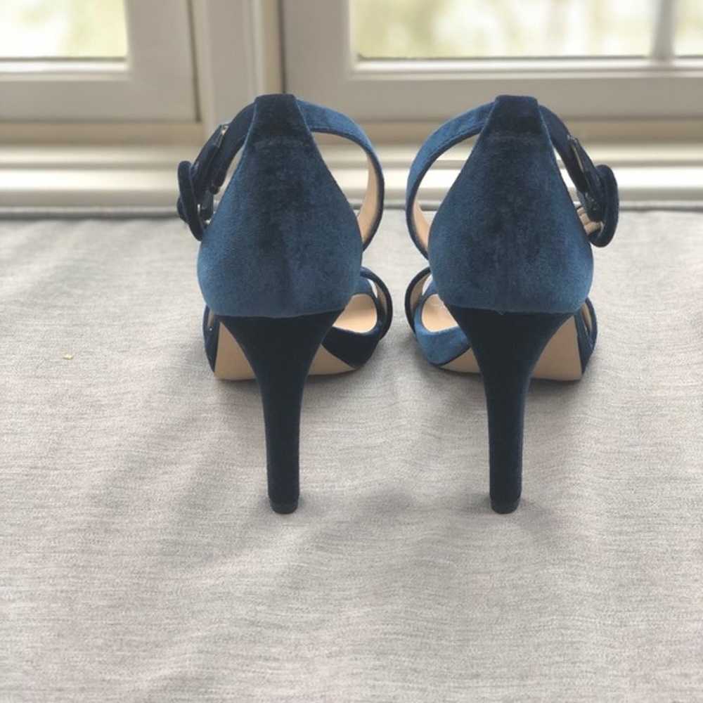 New Sole Society Emilia blue velvet heels sandals… - image 3