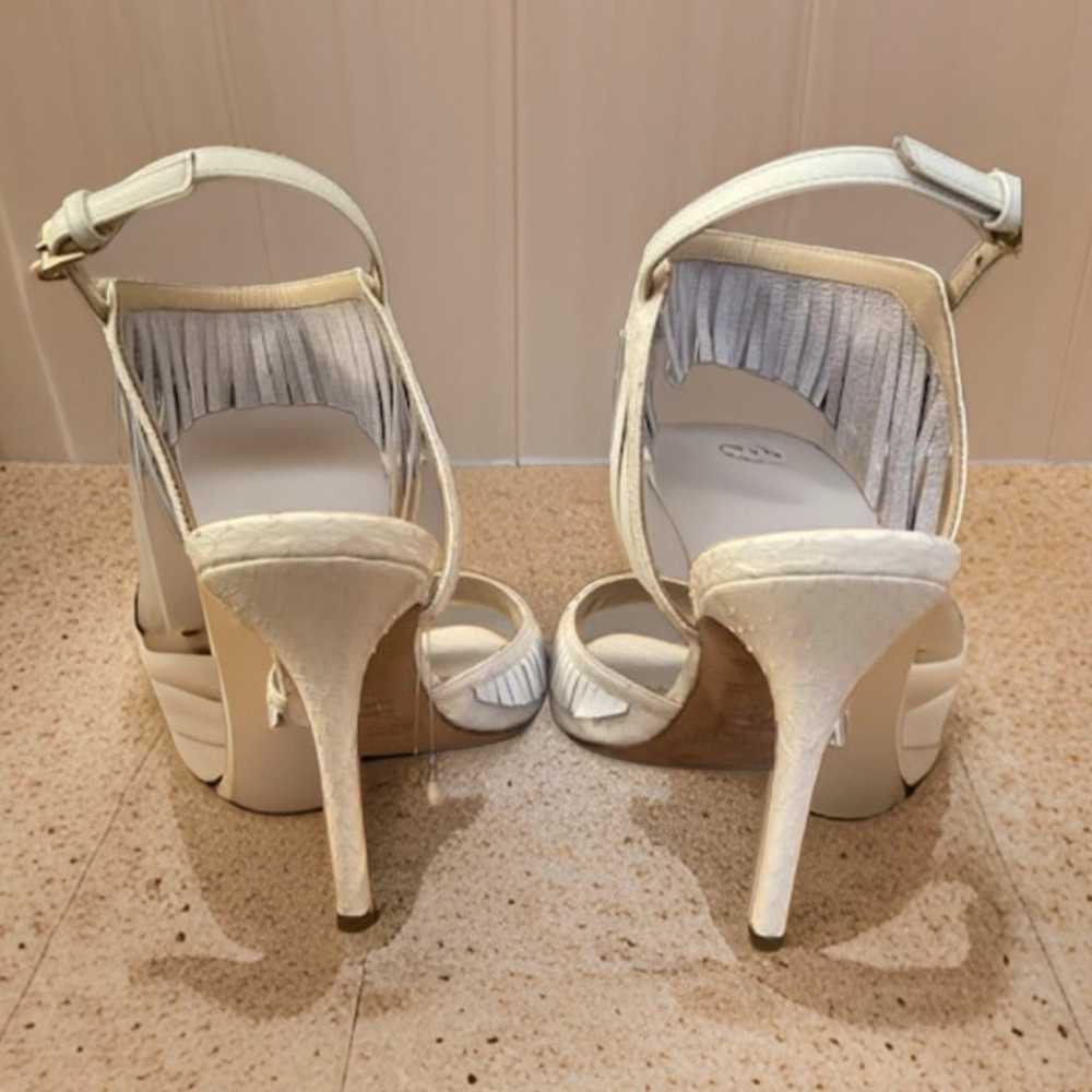 Aperlai Paris White Fringe Heel Size 37  6.5 - image 2