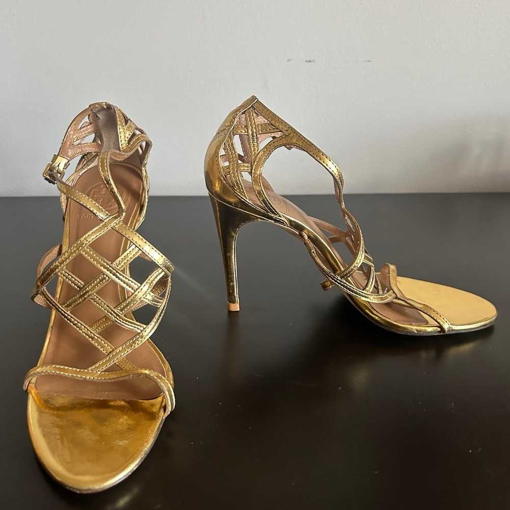 Tory Burch Amalie Metallic Cage Sandal in Gold si… - image 4