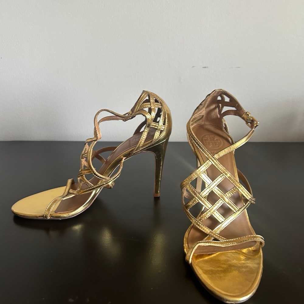 Tory Burch Amalie Metallic Cage Sandal in Gold si… - image 5