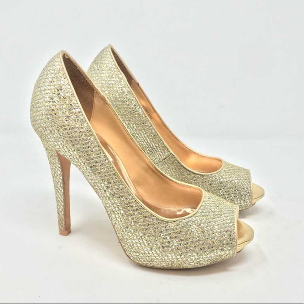 Badgley Mischka 6 Gold Humbie Pumps - image 2