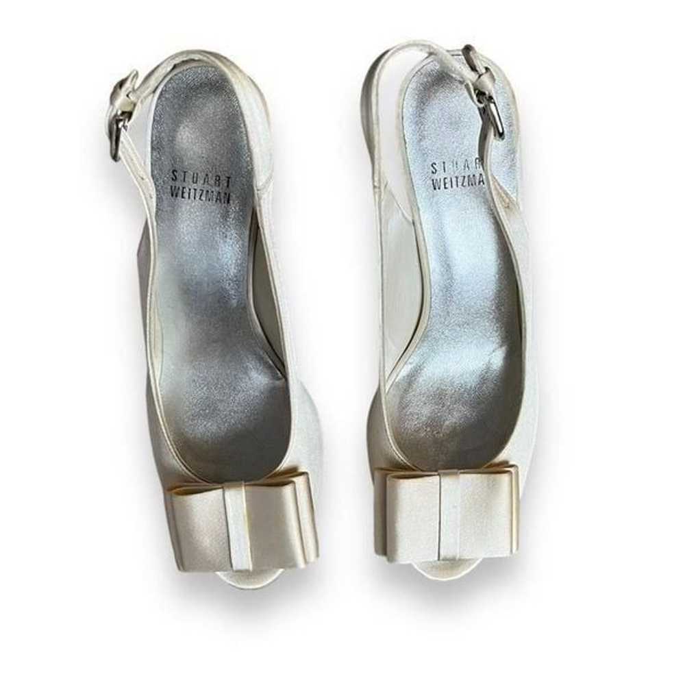 Stuart Weitzman Size 6.5 ivory satin bridal sling… - image 4