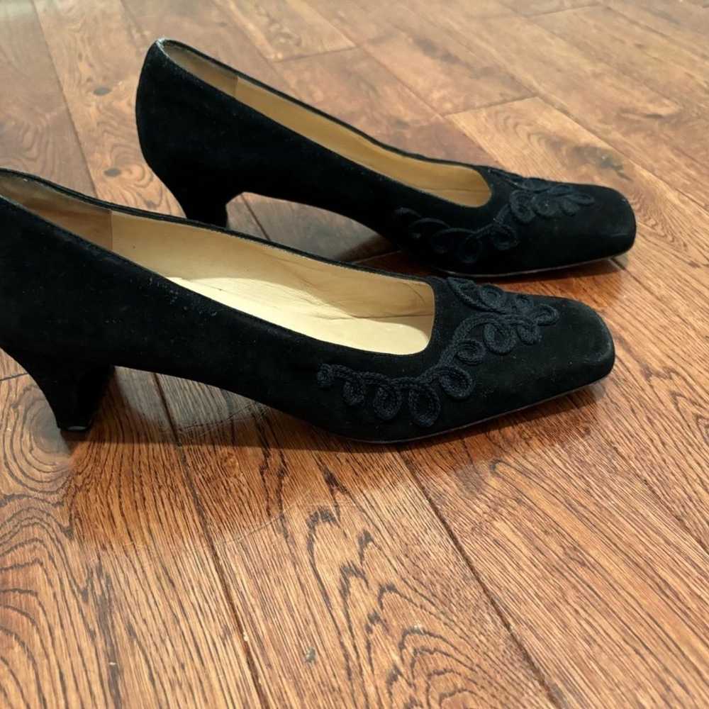 VIntage Salvatore Ferragamo Embroderied Black Sue… - image 11