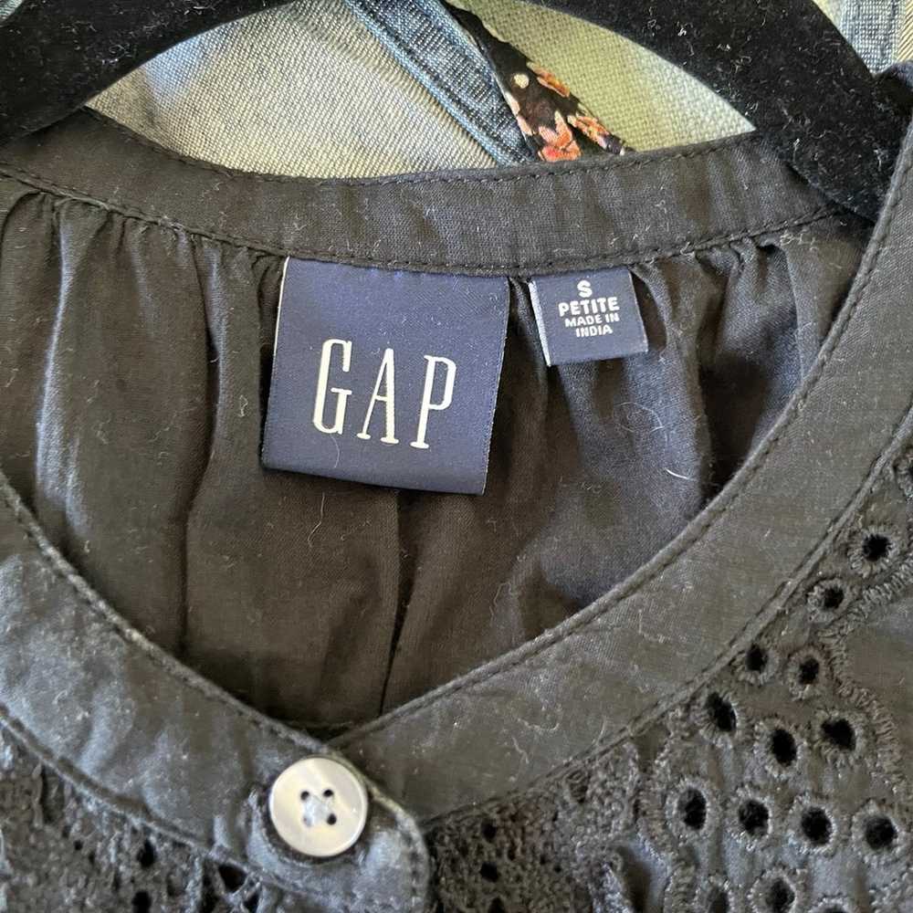 GAP Lace Button Up Midi Dress - image 3
