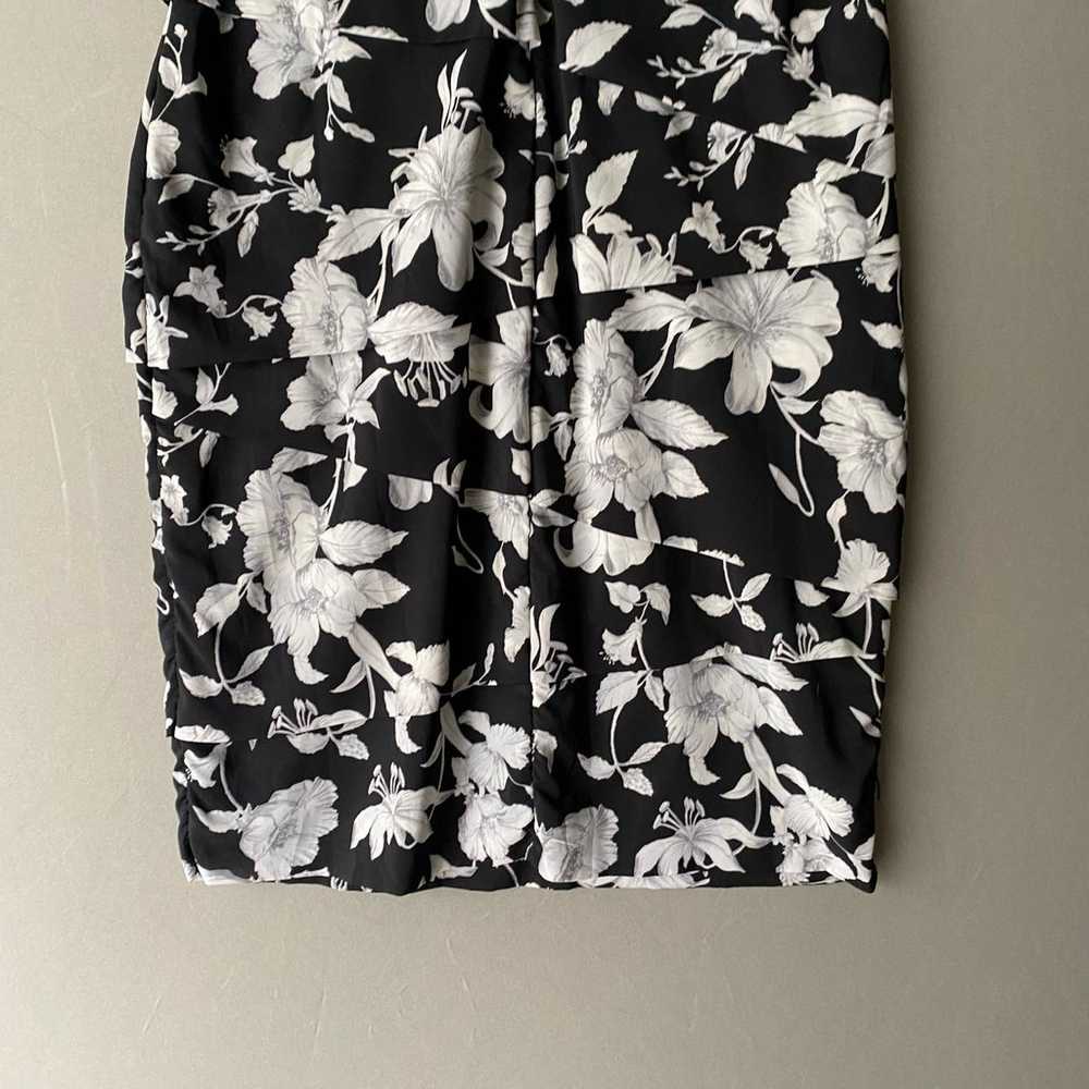 WHBM instantly slimming sz 6 floral sweetheart sp… - image 7