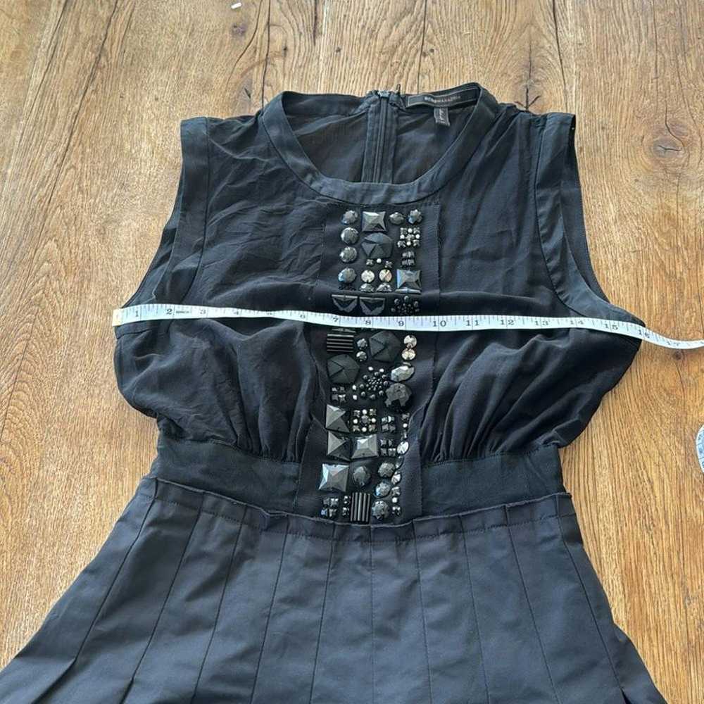 BCBG BLACK SLEEVELESS DRESS - image 8