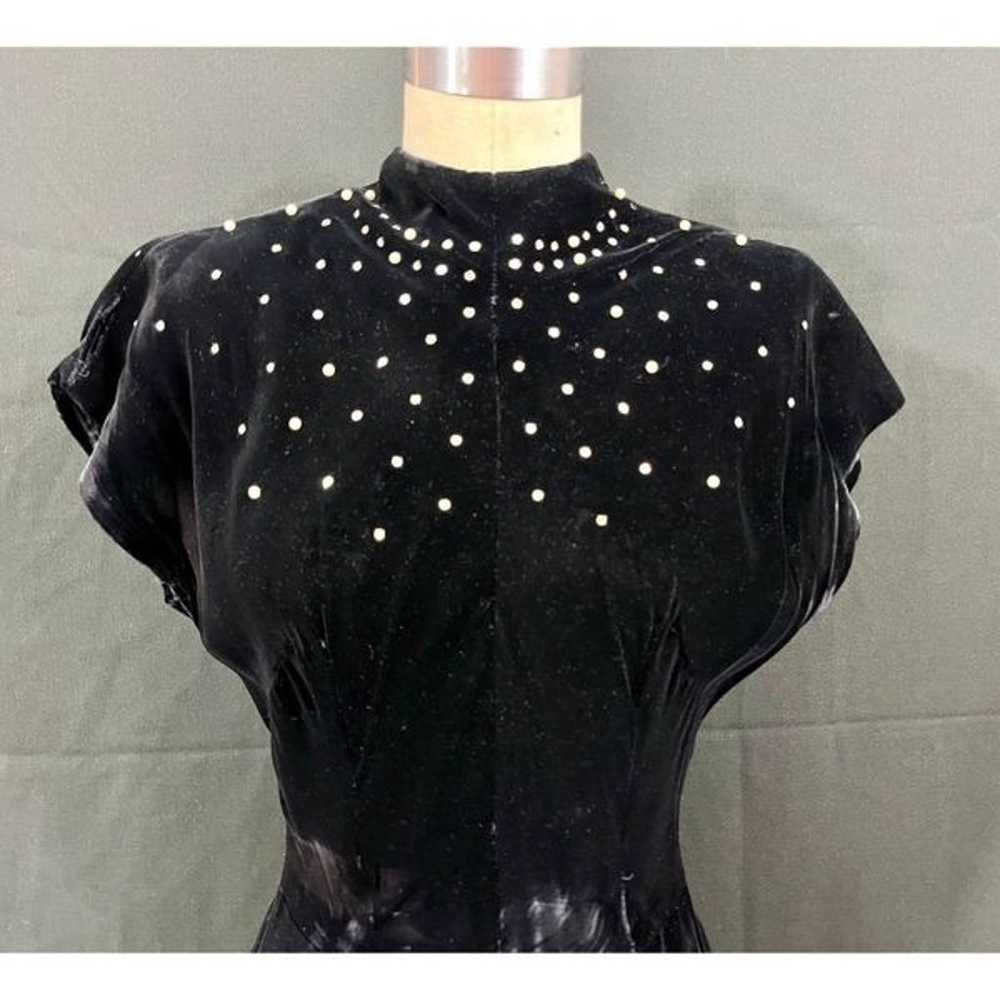 1940s Black Velvet Deco Dress w/ Rhinestones & Pe… - image 3