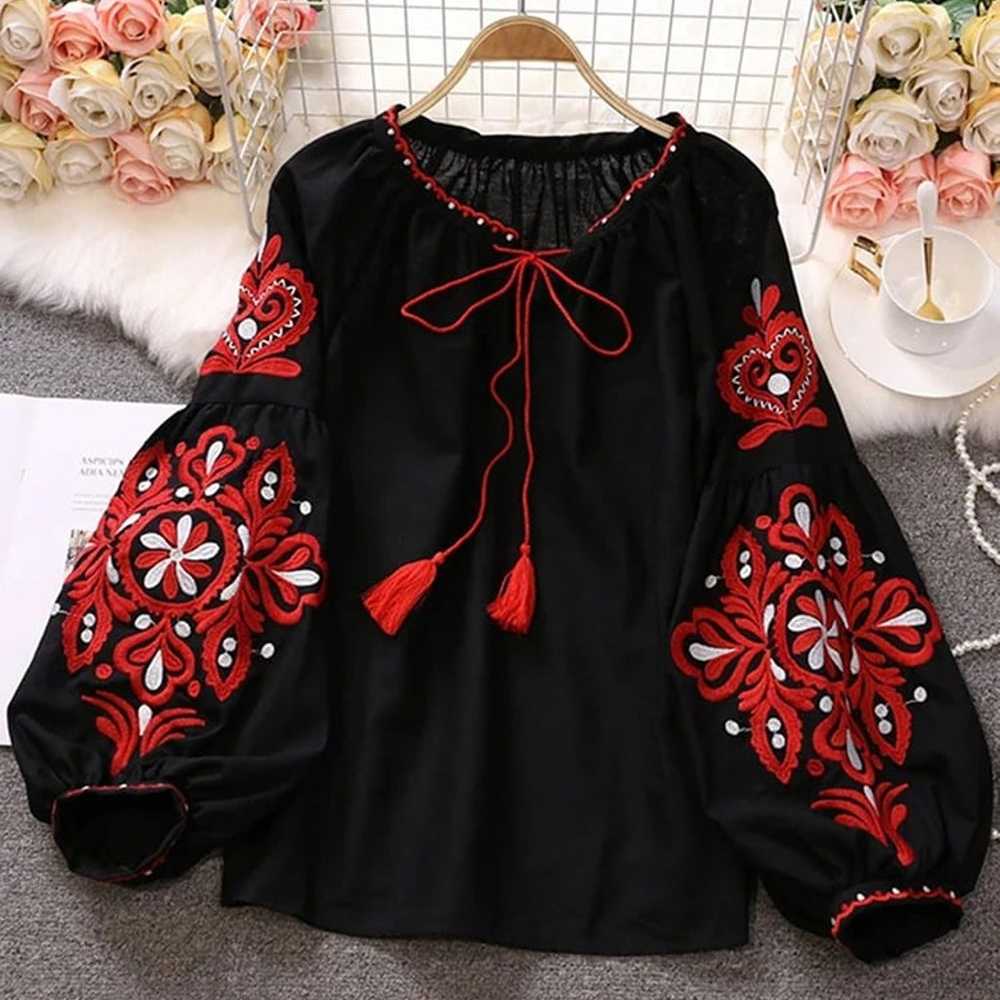 Sweet Style Women Pullover Shirts Embroidery Patc… - image 2