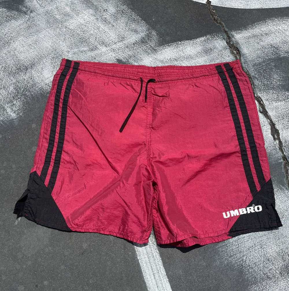 Umbro × Vintage Vintage Umbro Soccer Shorts Strip… - image 1