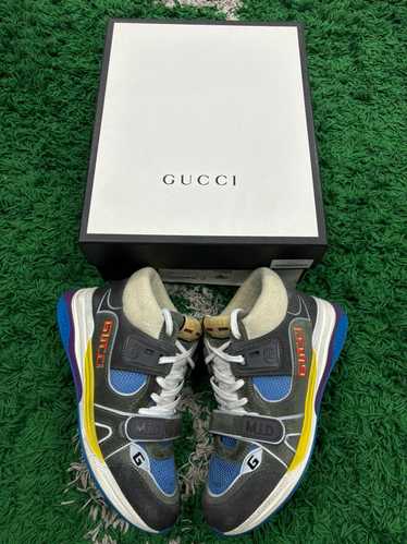 Gucci Gucci suede sneakers mid grey blue