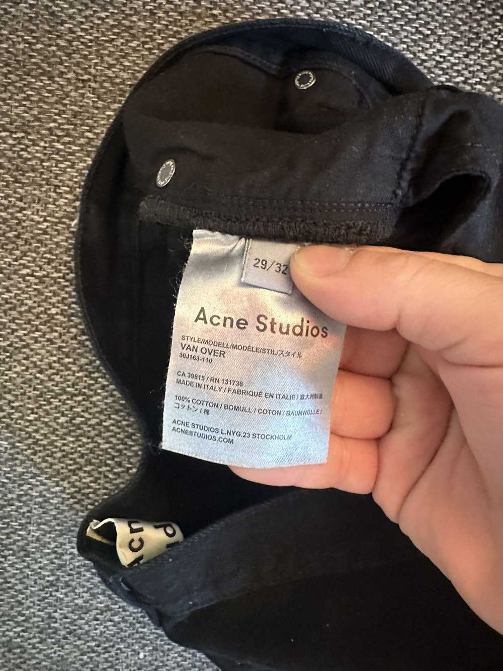 Acne Studios Van over jeans - image 2
